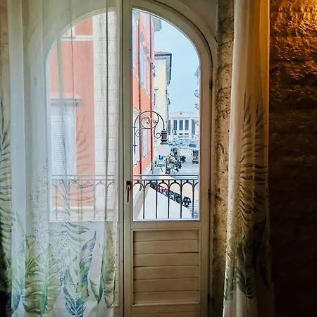 Lägenhet Balcone